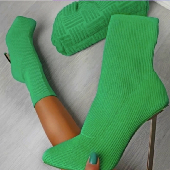 Deux Dulce Shoes - 🎉⭐HOST PICK⭐🎉 Stretch Sock Boots